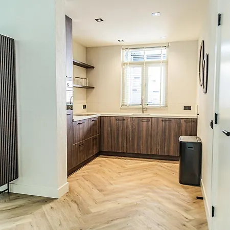Moderne Apartment *